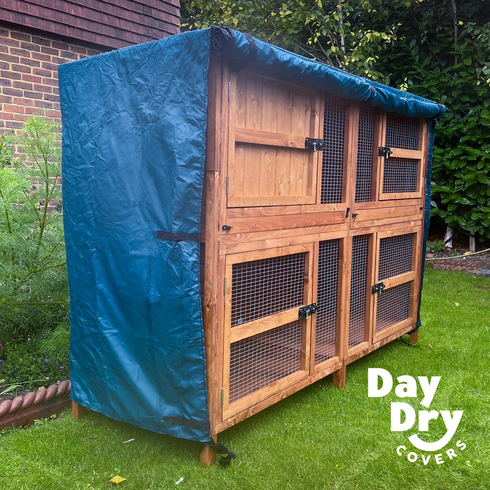 4ft Chartwell Double Guinea Pig Hutch Cover | Protect Your Hutch From The Weather With Day Dry™ Rain Covers