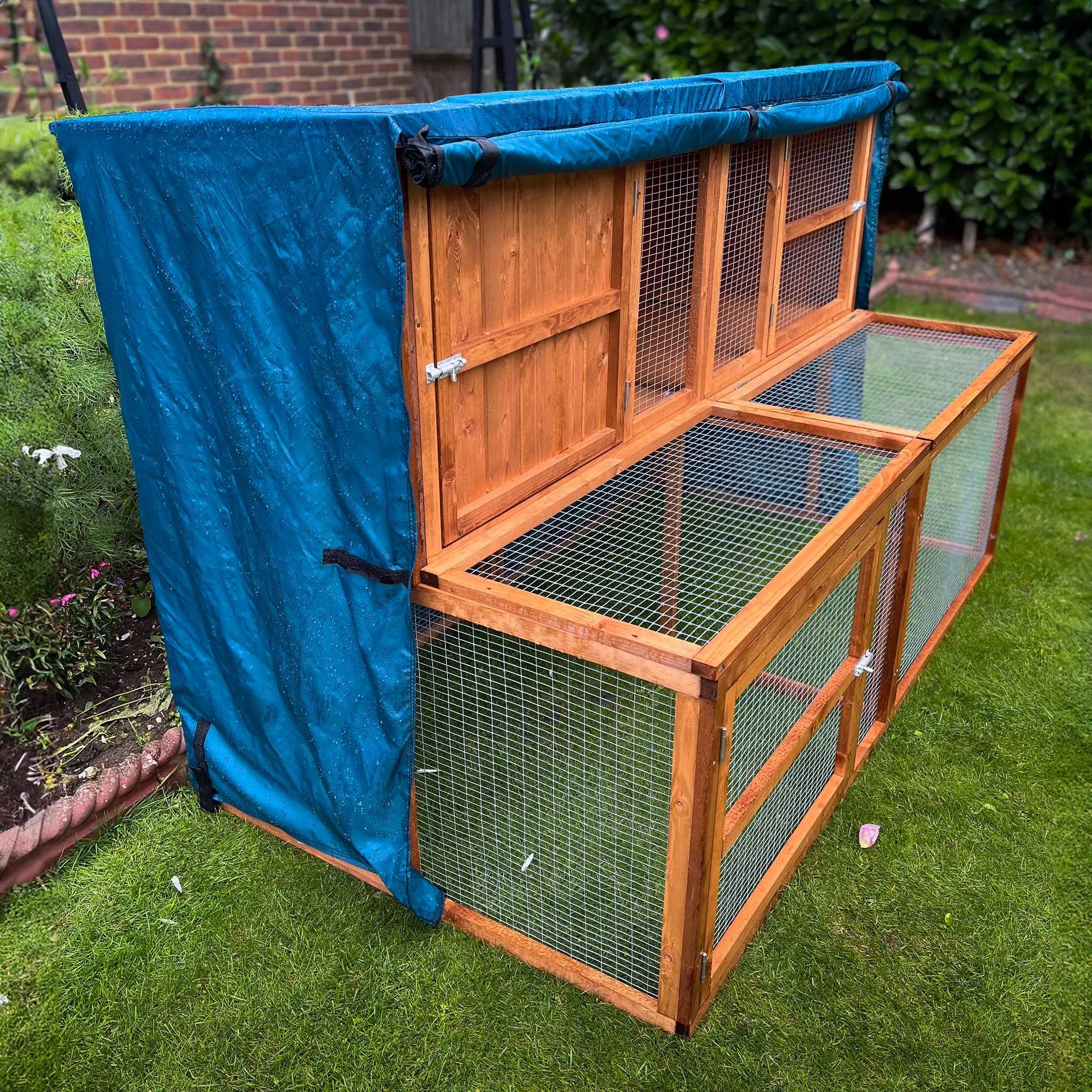 4ft Kendal Guinea Pig Hutch and Run Cover | Protect Your Hutch From The Weather With Day Dry™ Rain Covers