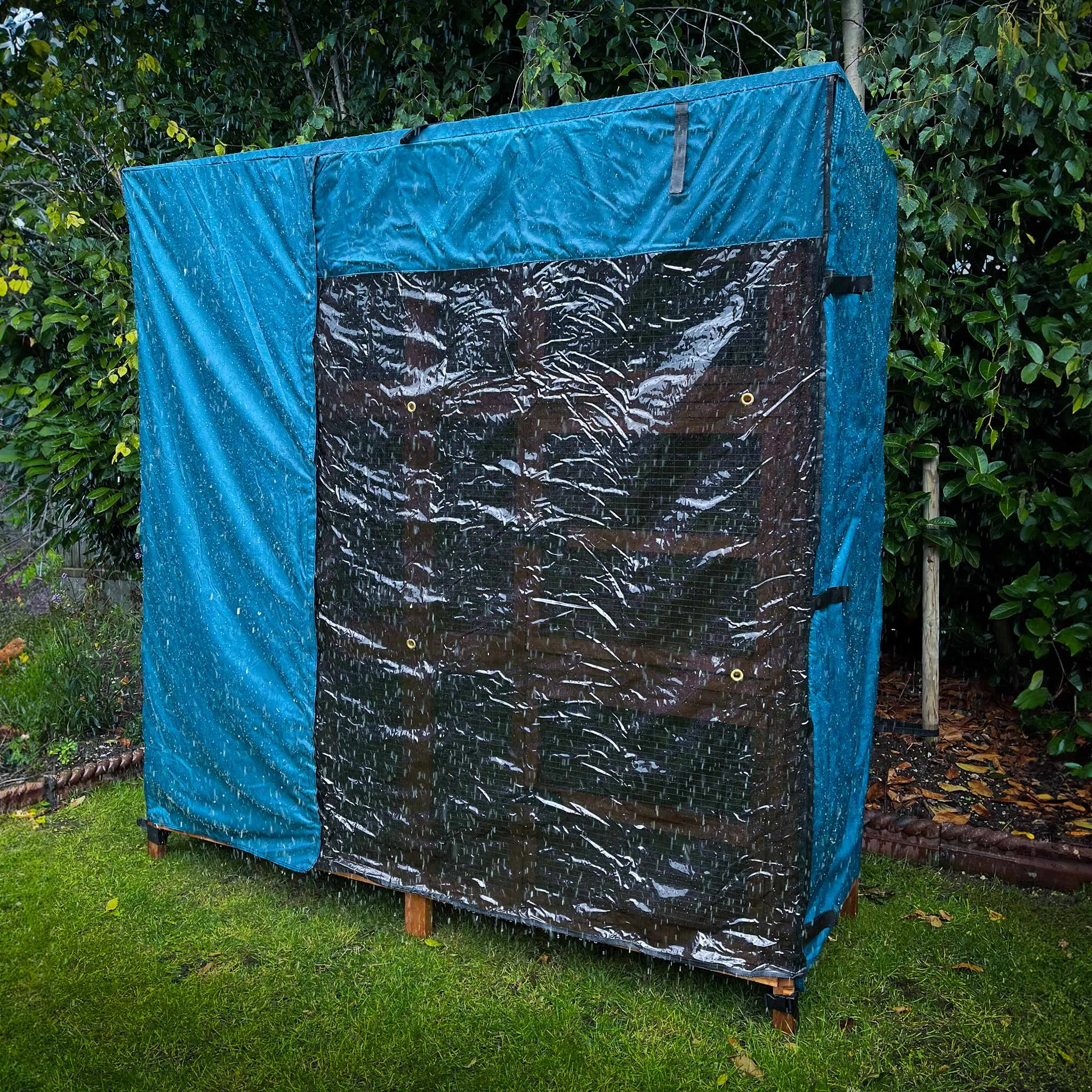 5ft Chartwell Triple Guinea Pig Hutch Cover | Protect Your Hutch From The Weather With Day Dry™ Rain Covers