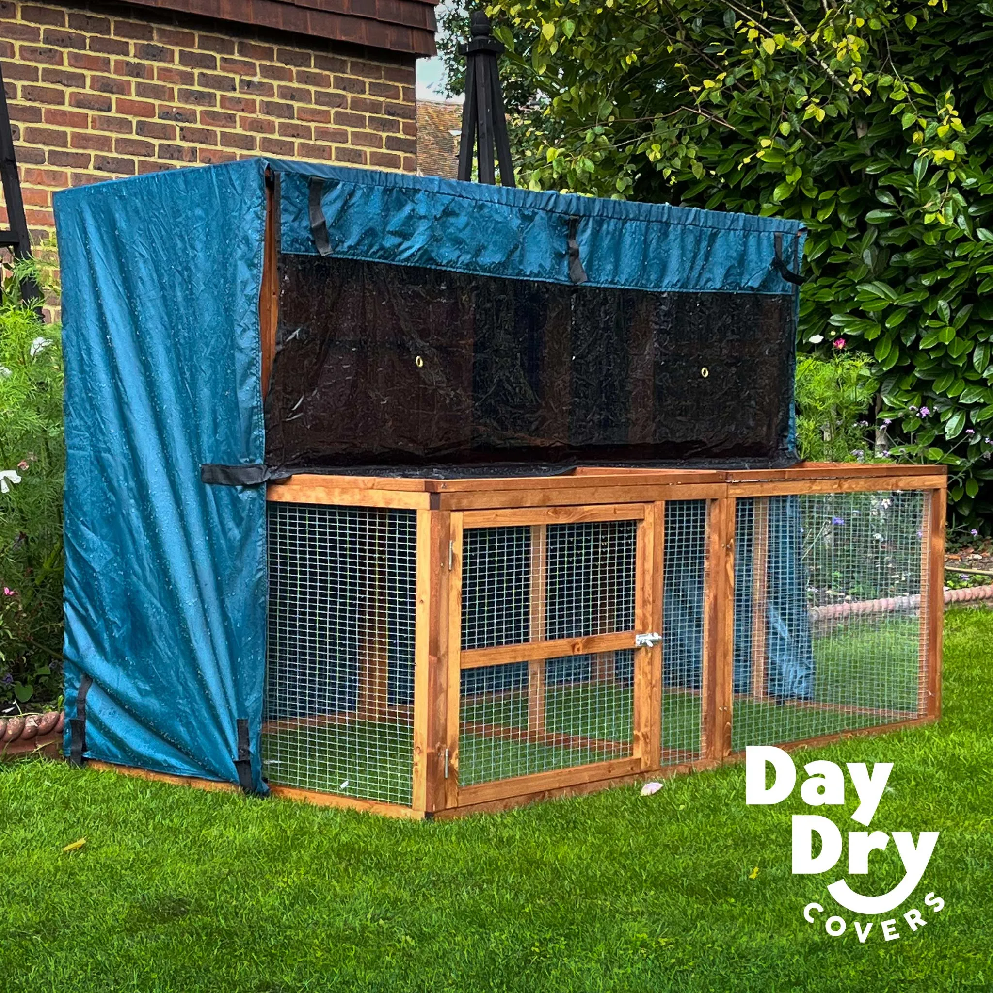 5ft Kendal Guinea Pig Hutch and Run Cover | Protect Your Hutch From The Weather With Day Dry™ Rain Covers