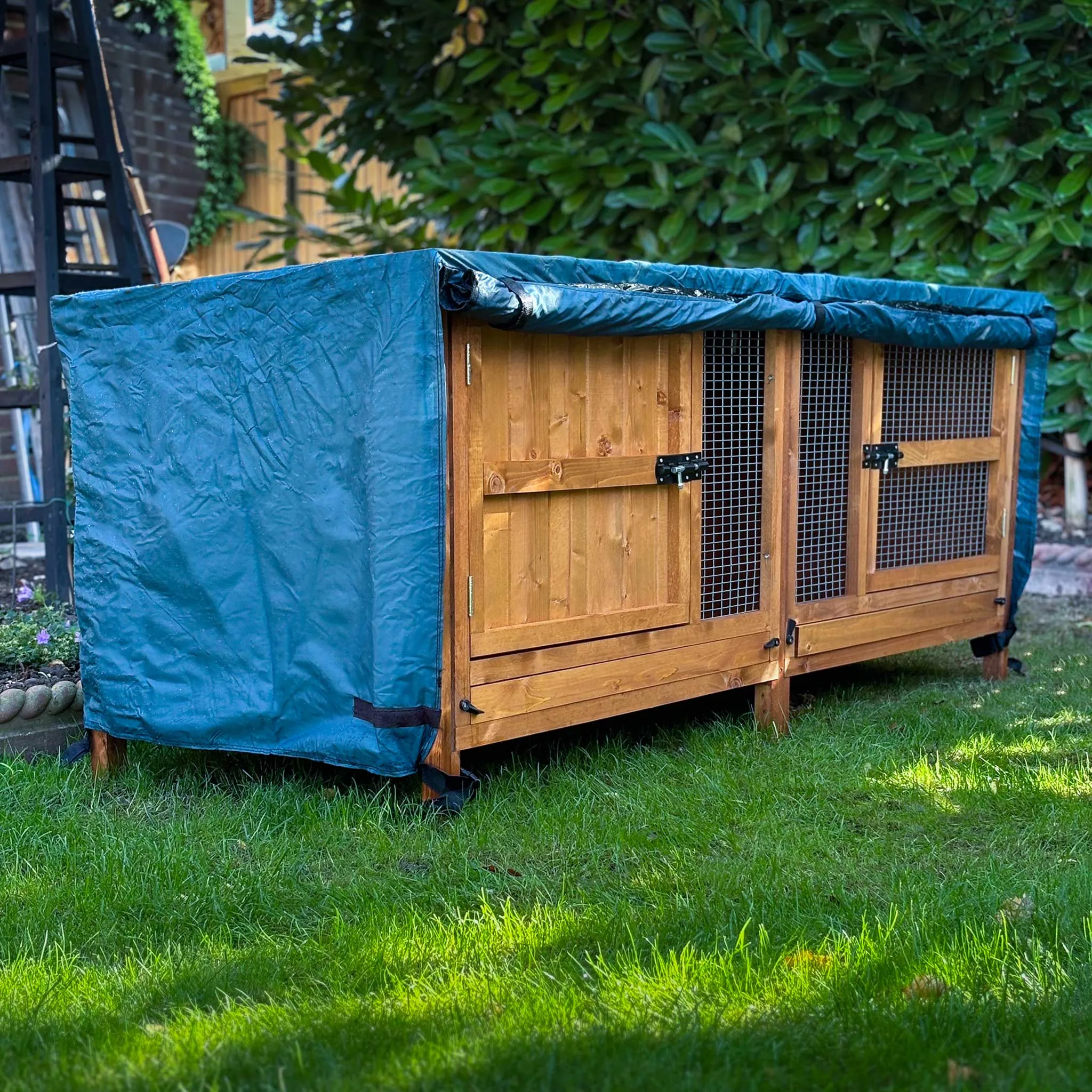 6ft Chartwell Single Guinea Pig Hutch Cover | Protect Your Hutch From The Weather With Day Dry™ Rain Covers